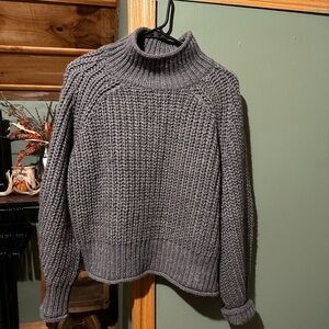 H&M Sweater